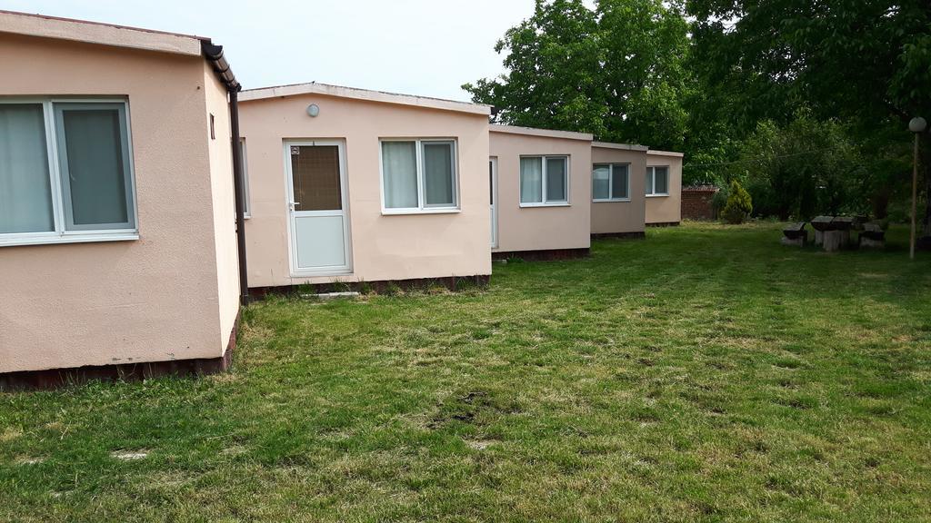 Complex Fretly Villa Gorni Dŭbnik Exteriör bild