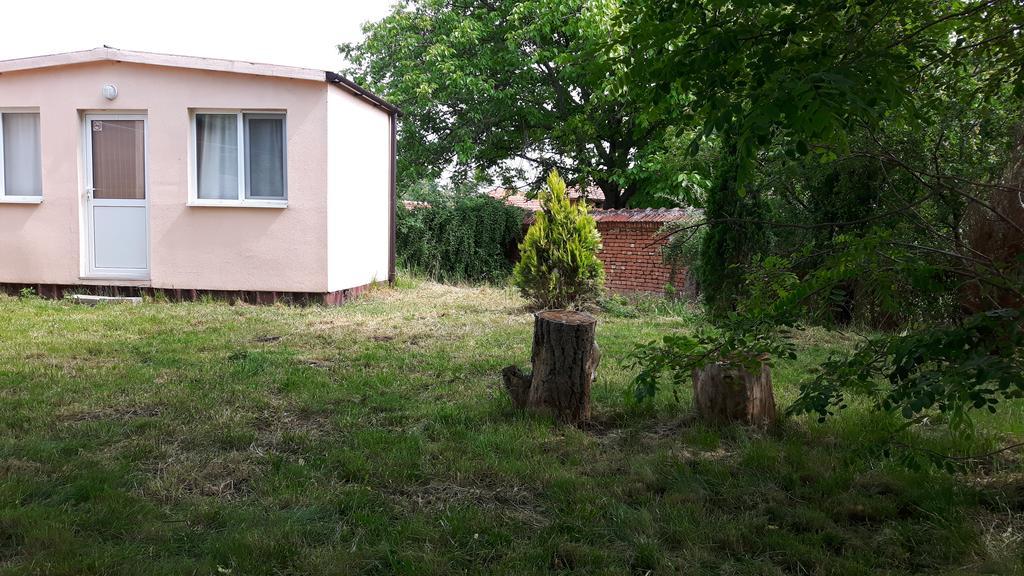 Complex Fretly Villa Gorni Dŭbnik Exteriör bild